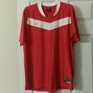 NIKE NWOT red and white athletic shirt